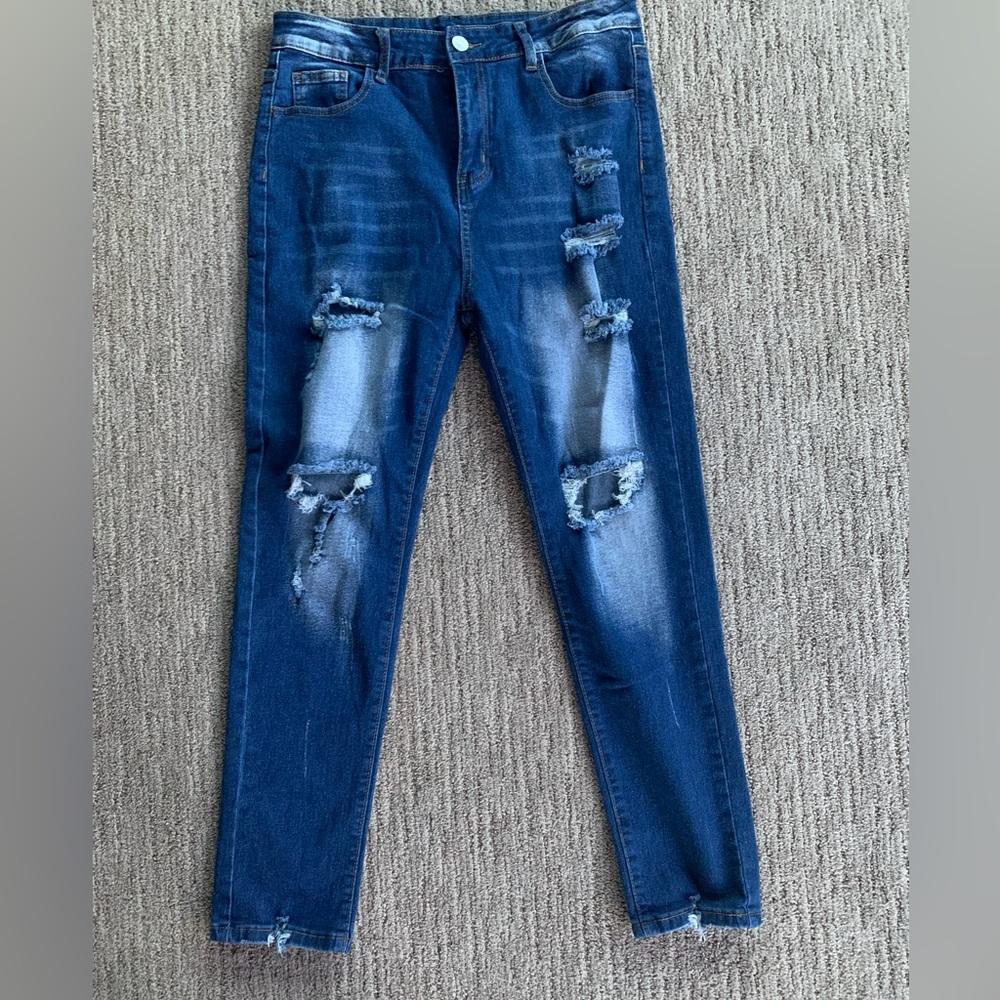Women Ripped Stretch Jeans